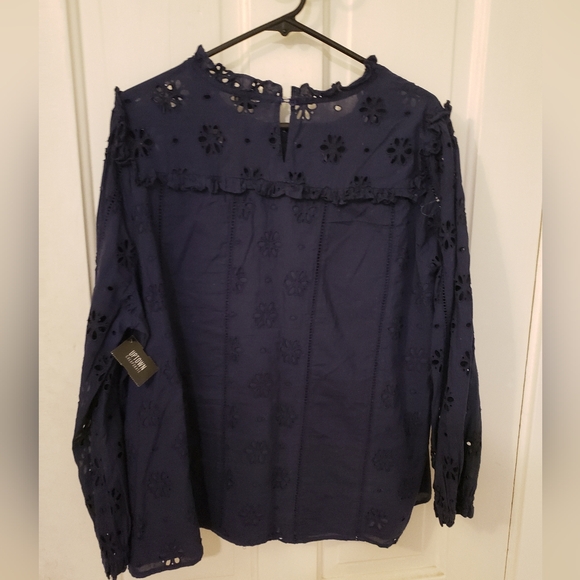 J. CREW Women's Crepe Blouse , Floral Knit - Picture 7 of 9